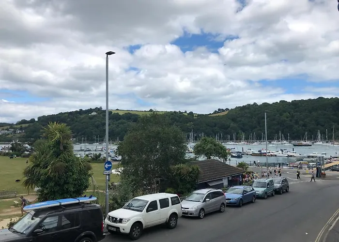 Discover the Top Dog Friendly Hotels in Dartmouth for Your Perfect Stay