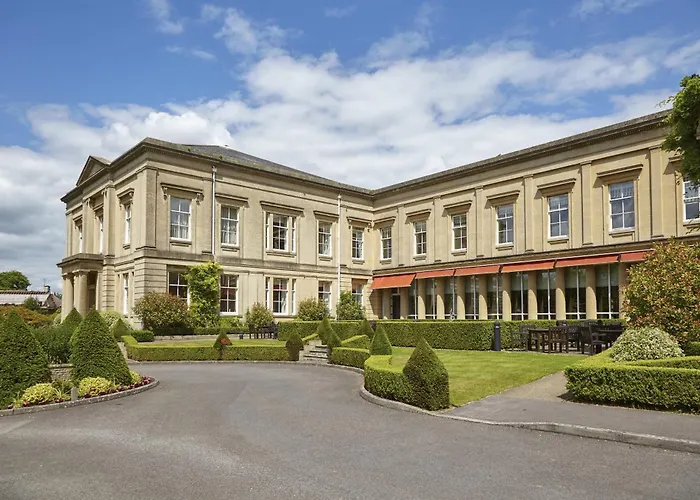 Rejuvenating Hotels with Spa Bath in Bath