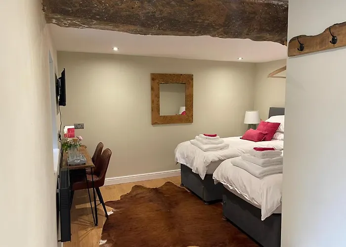 Finest Hotels Near Tetbury Glos