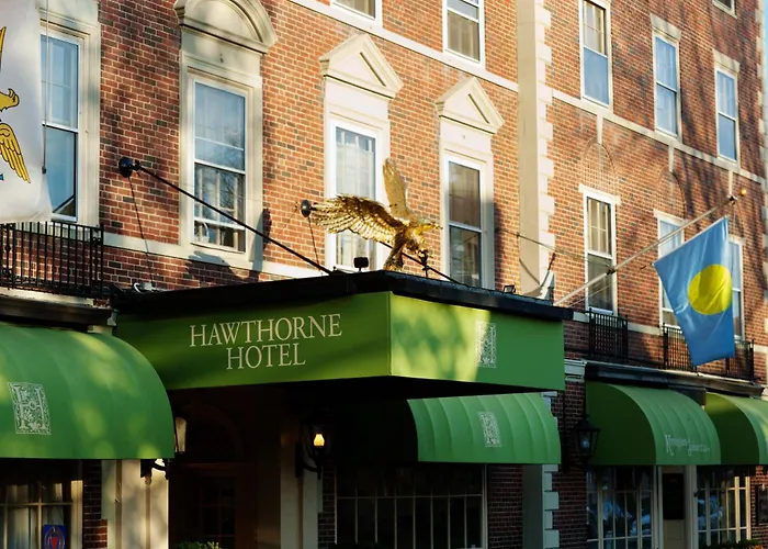 Top Downtown Salem Hotels