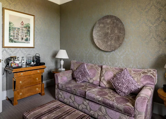 Top Last Minute Hotels in Vibrant London