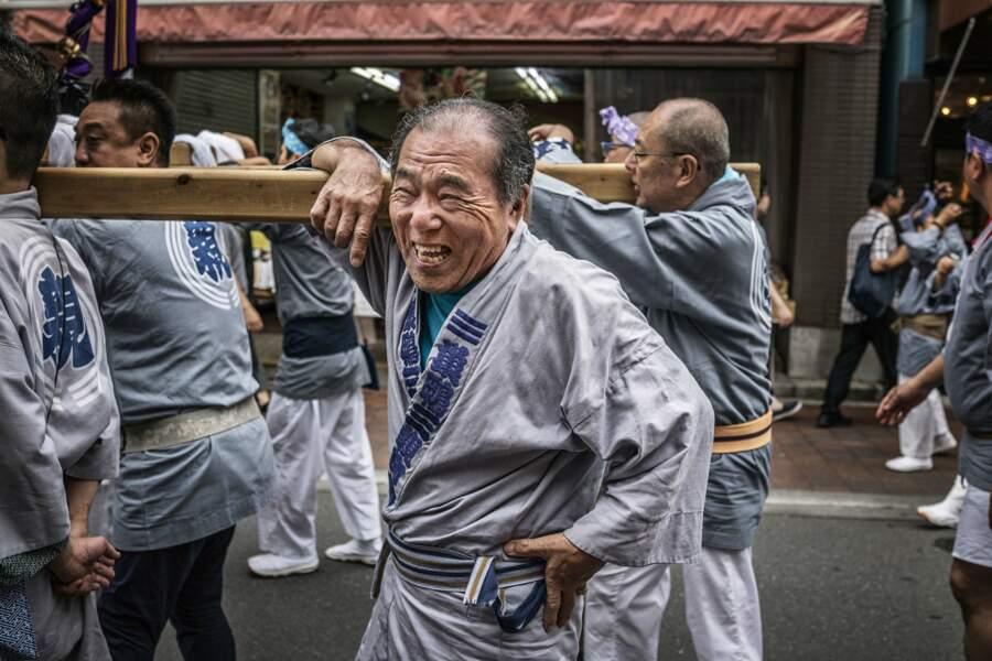 A Sugamo, l'empire des cheveux blancs